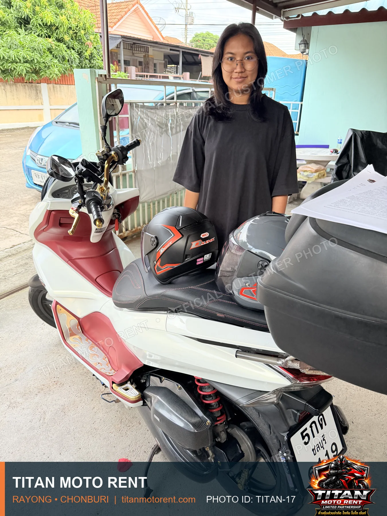 TITAN MOTO RENT customer handover 17