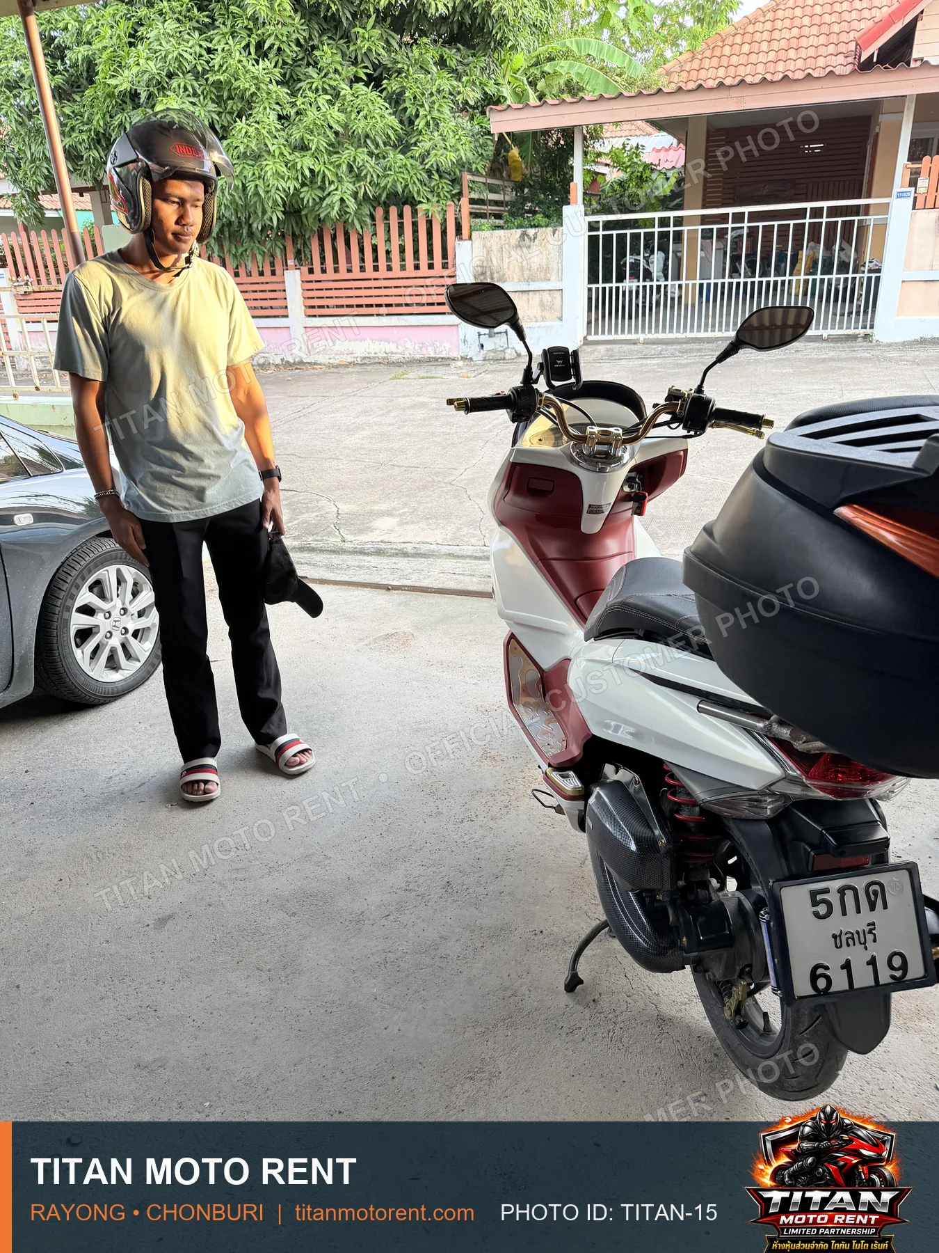 TITAN MOTO RENT customer handover 15