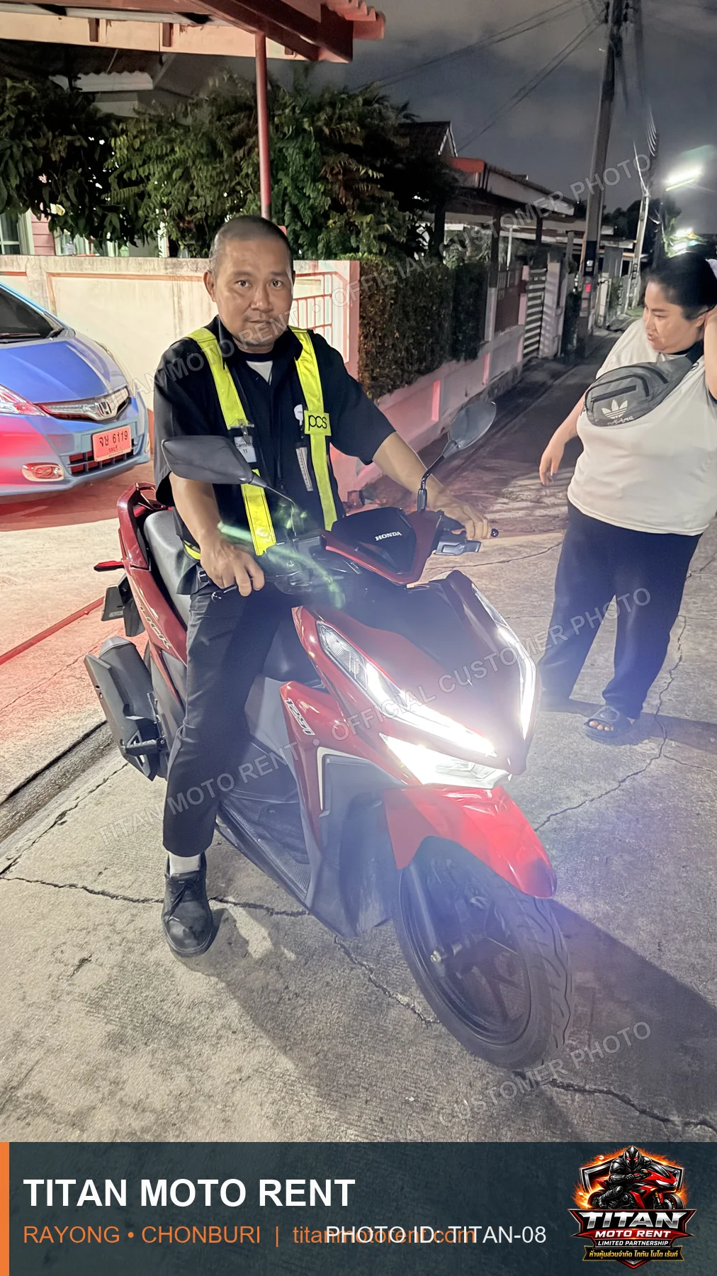 TITAN MOTO RENT customer handover 08