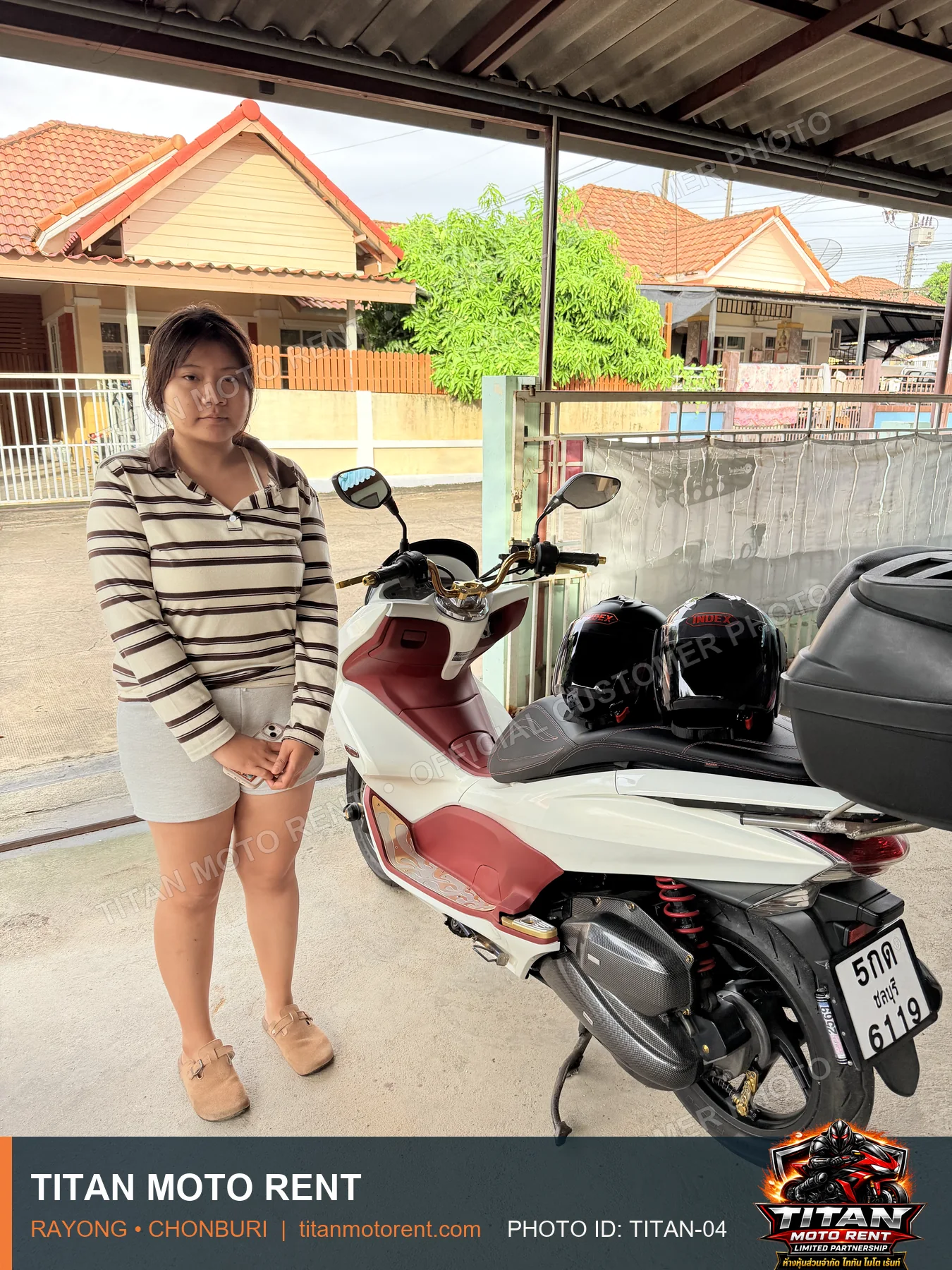 TITAN MOTO RENT customer handover 04